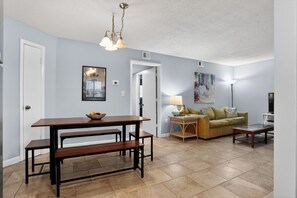 Televisión LCD y reproductor de DVD 