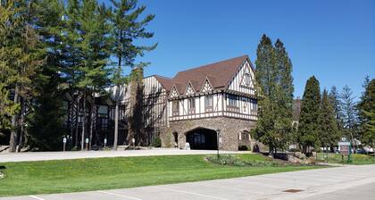 Beautiful Peek'n Peak Highlands Condo