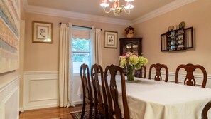 House, Multiple Beds (High Street Hideaway) | Private kitchen