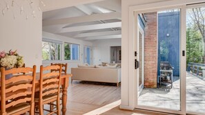 House, Multiple Beds (Elegant in East Hampton) | Living room