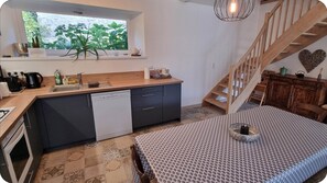 Fridge, microwave, oven, dishwasher