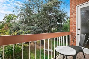 Property grounds - Domi Rentals - The Meadow Gardens (Saint Kilda East)