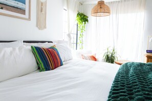 3 bedrooms, desk, iron/ironing board, free WiFi - 3bd/2.5bath house+Ocean Views,Spa, Sauna,Fire Pit & Huge backyard (San Juan Capistrano)