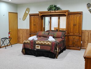 4 Schlafzimmer, Schreibtisch, Bügeleisen/Bügelbrett, kostenloses WLAN