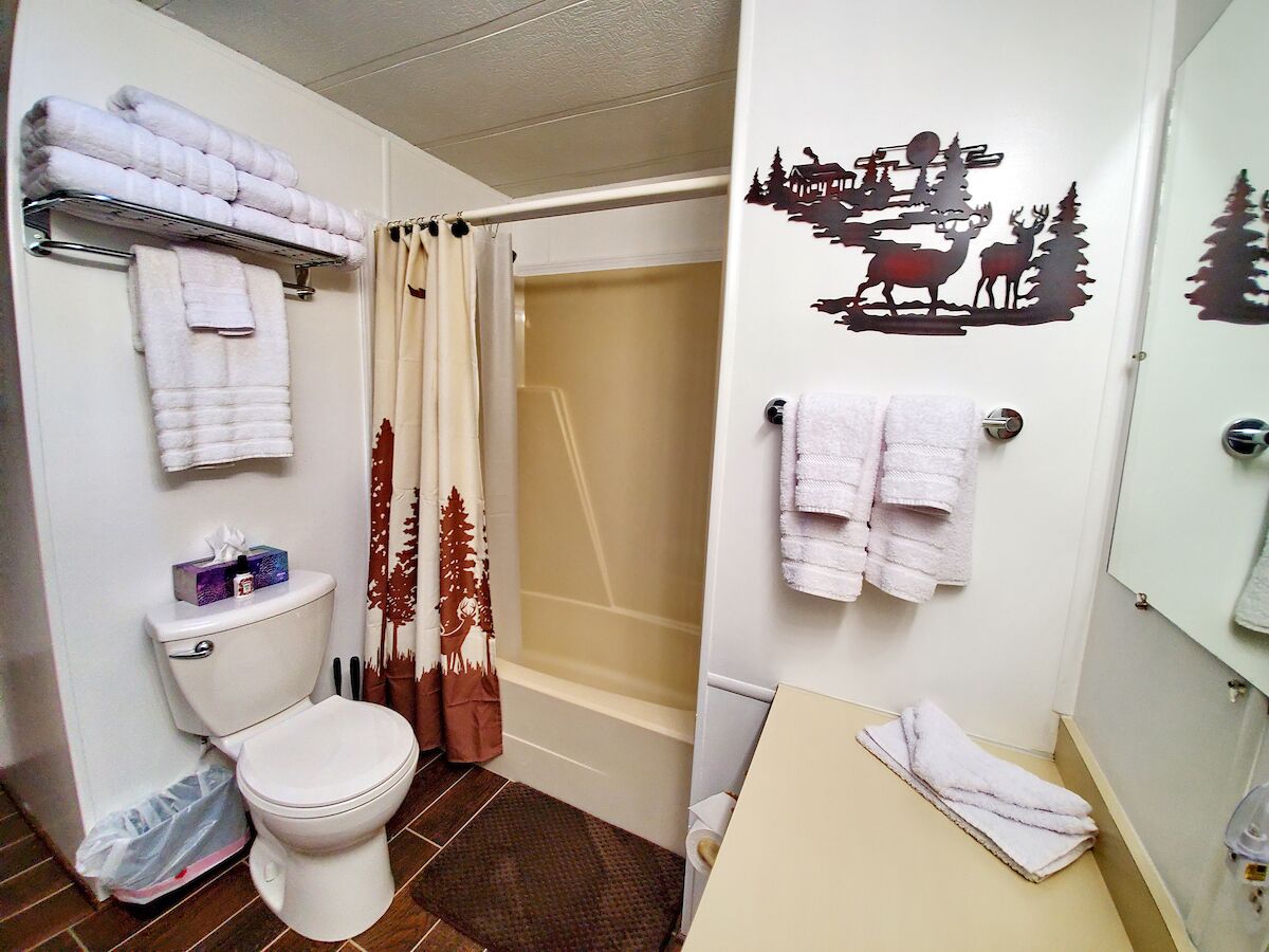 Club 39 Rental In The Heart of The Manistee National Forest