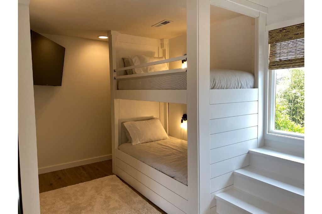 The Sandpiper~New! Bunk room~Shuffleboard~Fire-pit