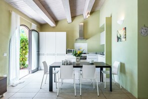 Dining - Villa Salvia- Accommodation in Tuscany (Toscana)