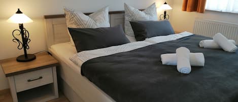 1 makuuhuone, silitysrauta/-lauta, vauvan matkasänky, Wi-Fi