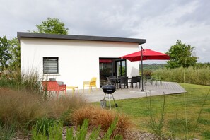 Outdoor dining - Modern house near Postolonnec beach (Crozon)