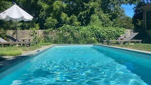 Outdoor pool, a heated pool - East Hampton Cottage (East Hampton)