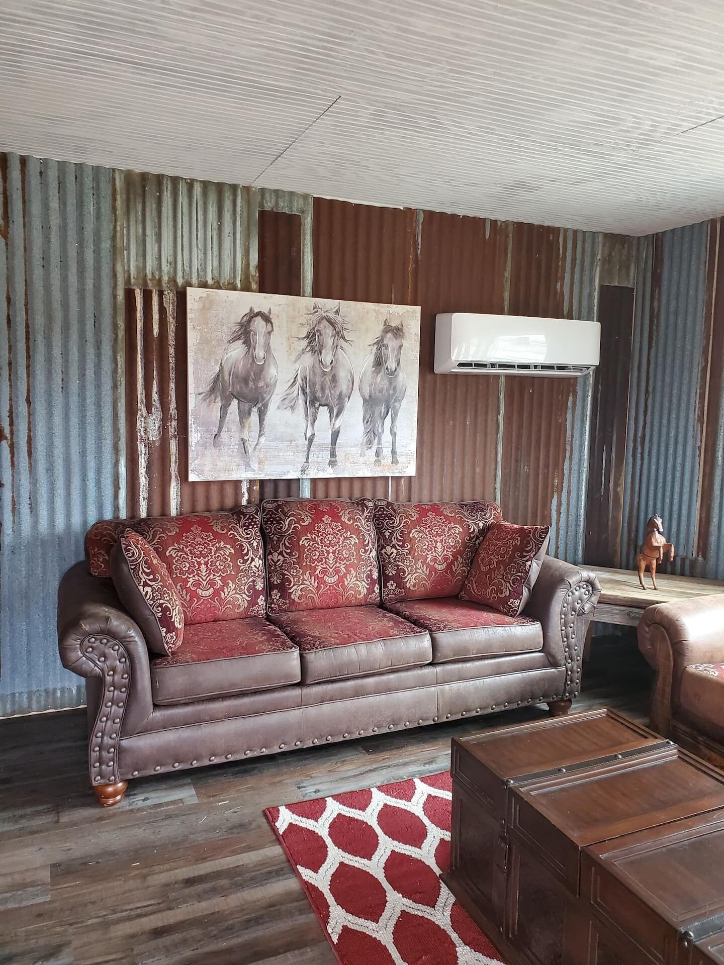 Camels, Red Cabin and more! Kaleidoscope Ranch