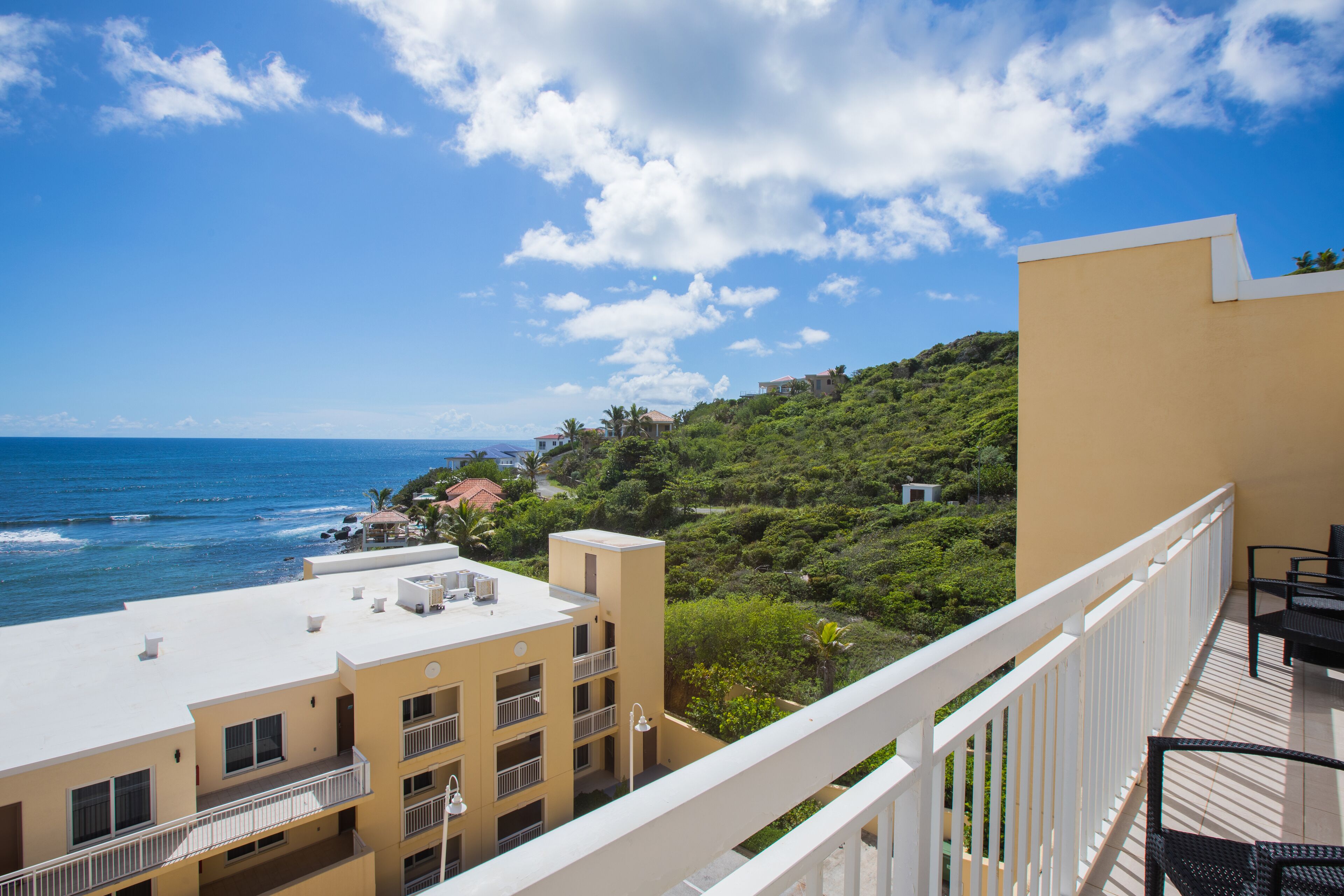 Condo, 3 Bedrooms, Oceanfront | Terrace/patio