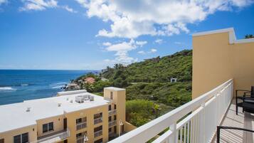 Condo, 3 Bedrooms, Oceanfront | Terrace/patio