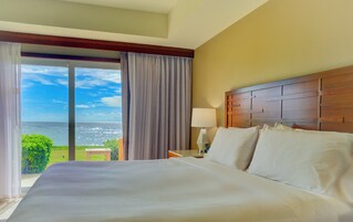 Panoramic Condo, 3 Bedrooms, Ocean View | 3 bedrooms, in-room safe, laptop workspace, blackout drapes