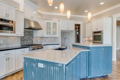 The Pool House at All Star Sports Village