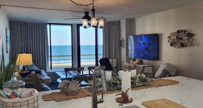 Amazing Ocean Front Condo with Stunning Views
2026 Spring/Summer dates available