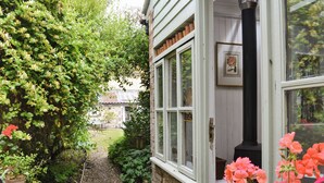 Property grounds - Fantastic character cottage, brimming with charm and set in mature gardens. (Methwold, near Thetford)