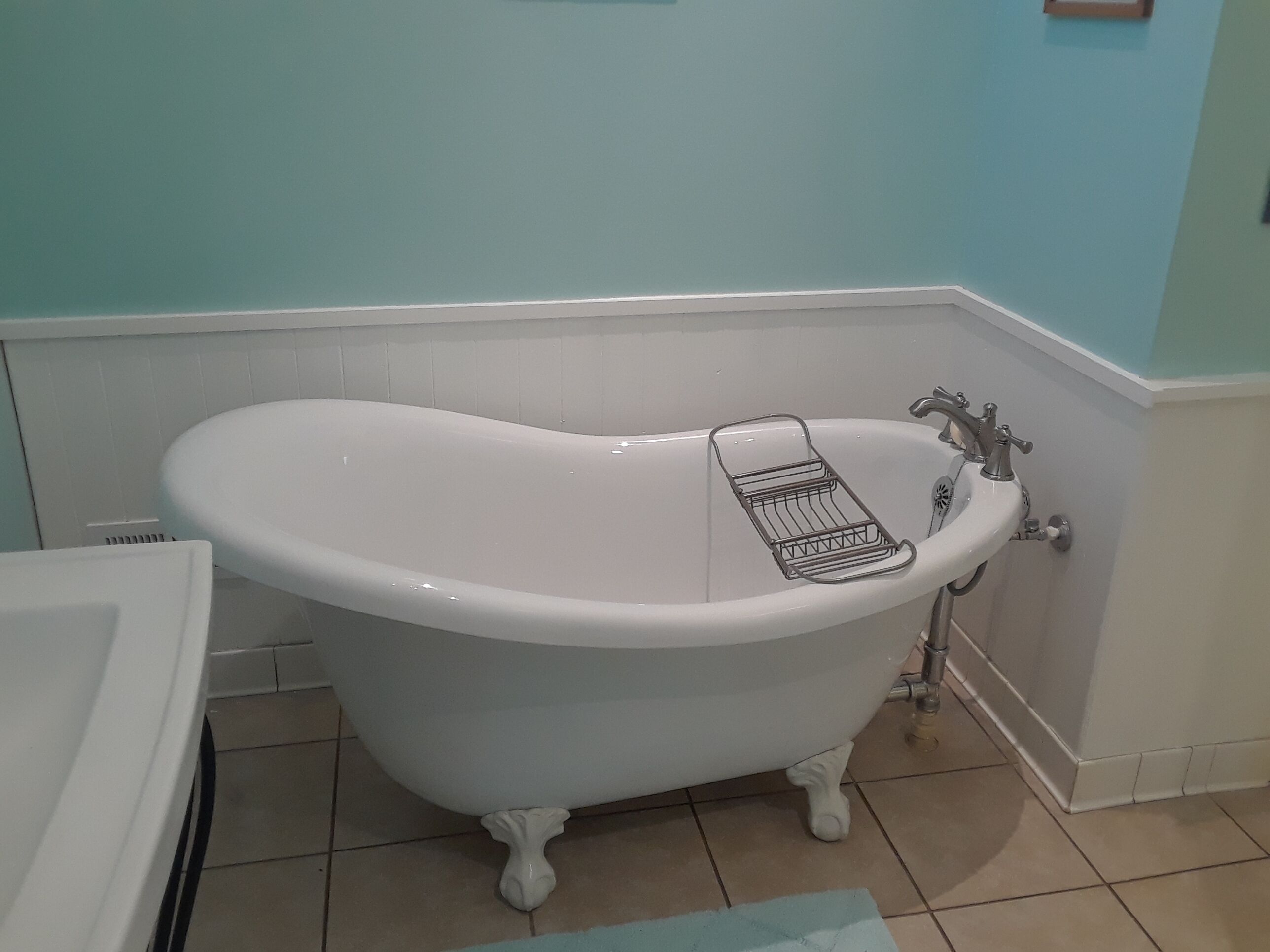 Betty Lou's Garden Guest Suite