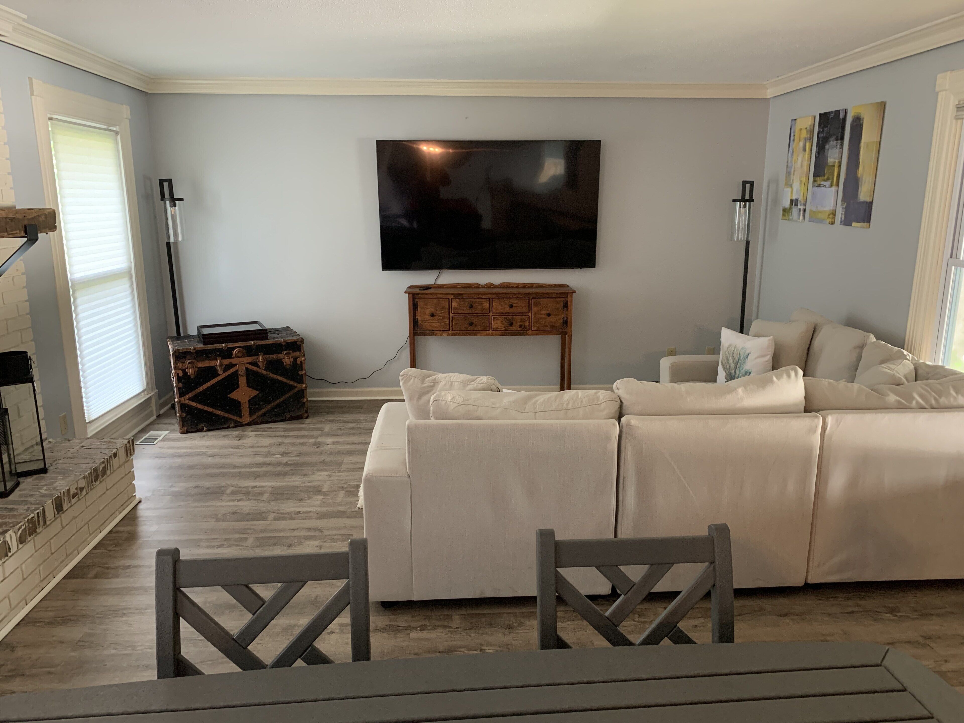 (Waterfront) Experience lake life and nature with city convenience