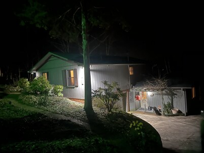 WATERFRONT – Experience Lake Life and Nature with City Convenience!