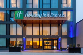 Hotel Exterior at Holiday Inn Express NYC Brooklyn - Sunset Park by IHG