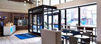 Holiday Inn Express NYC Brooklyn - Sunset Park by IHG