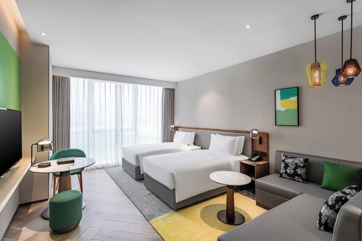 Down comforters, minibar, in-room safe, desk