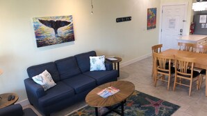 Living area - #17 Gulf side, Beach access (Port Aransas)