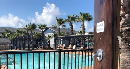 #17 Gulf side Beach access Fish house/Boat parking