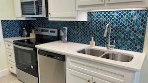 Private kitchen - #17 Gulf side, Beach access (Port Aransas)