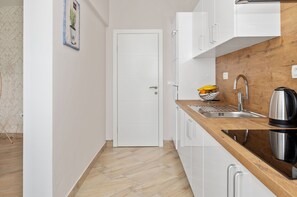 Fridge, oven, stovetop, dishwasher - AAA Anić Amazing Apartments DELUXE (Split)