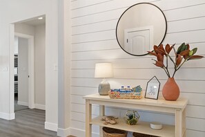 Interior - Stunning Oasis Home with Hot Tub 30 day rentals (Hurricane)