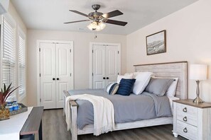 5 bedrooms, iron/ironing board, travel crib, WiFi