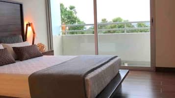 1 bedroom, iron/ironing board, free WiFi