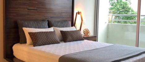 1 bedroom, iron/ironing board, free WiFi