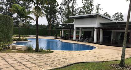 Cozy studio Apartment near to San Jose Costa Rica airport