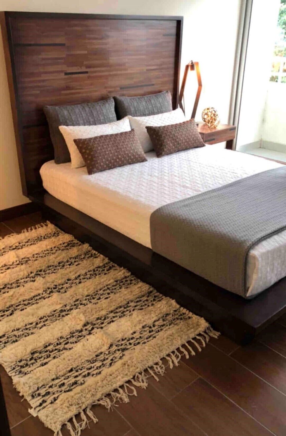1 habitación, tabla de planchar con plancha y wifi gratis 