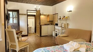 1 bedroom, travel crib, free WiFi, bed sheets