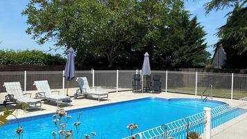 Piscine extérieure, piscine chauffée