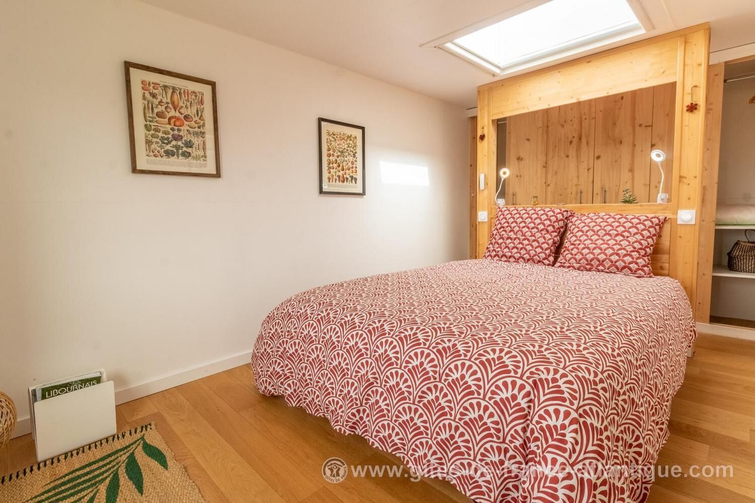 2 Schlafzimmer, Schreibtisch, Bügeleisen/Bügelbrett, kostenloses WLAN