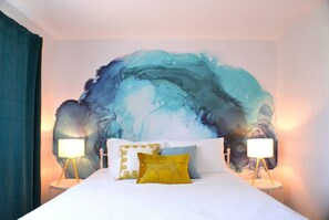 2 bedrooms, iron/ironing board, travel cot, free WiFi