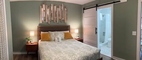 1 habitación, tabla de planchar con plancha, wifi gratis y ropa de cama