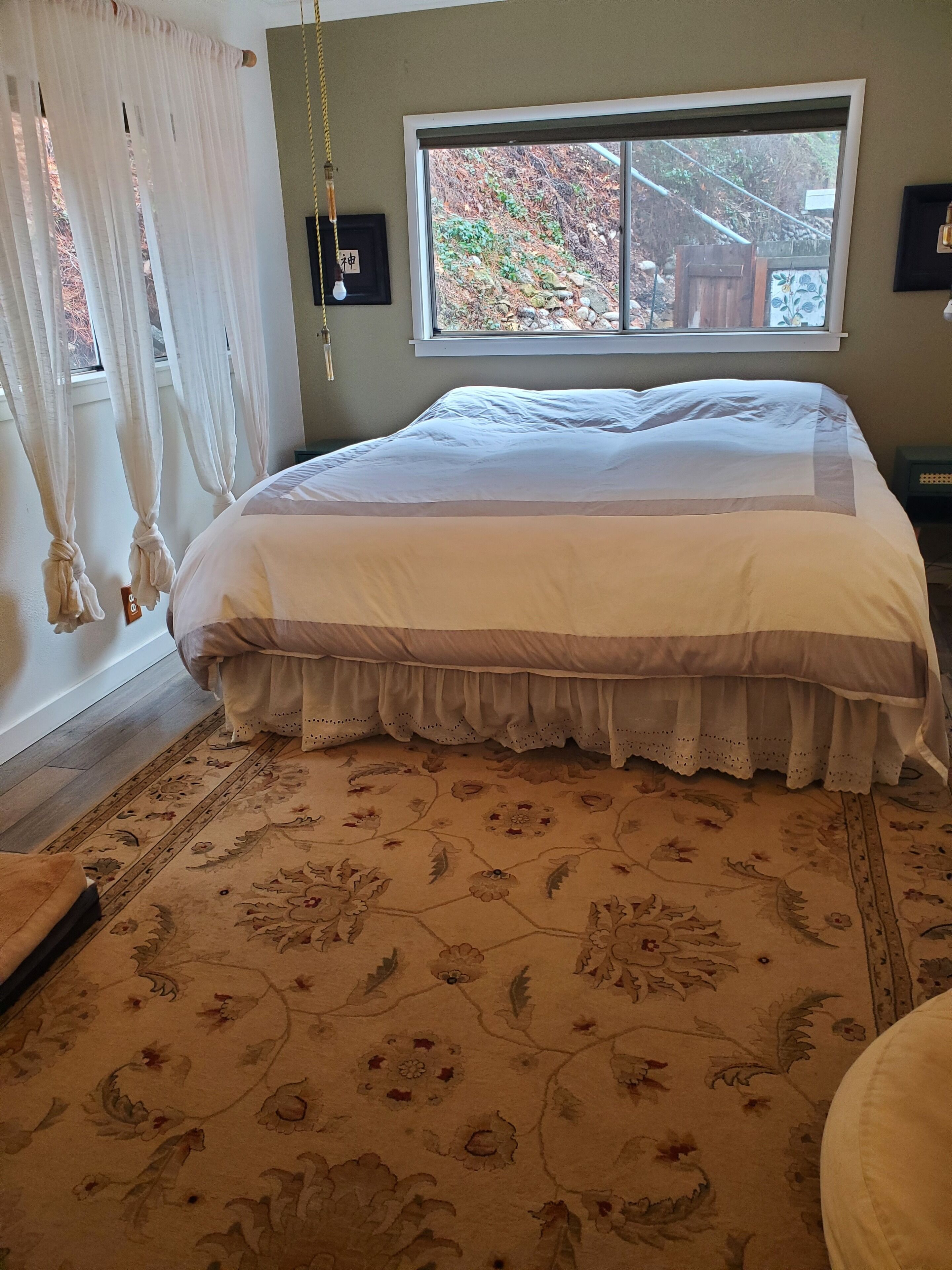 Home available with dog allowed (fenced yard)