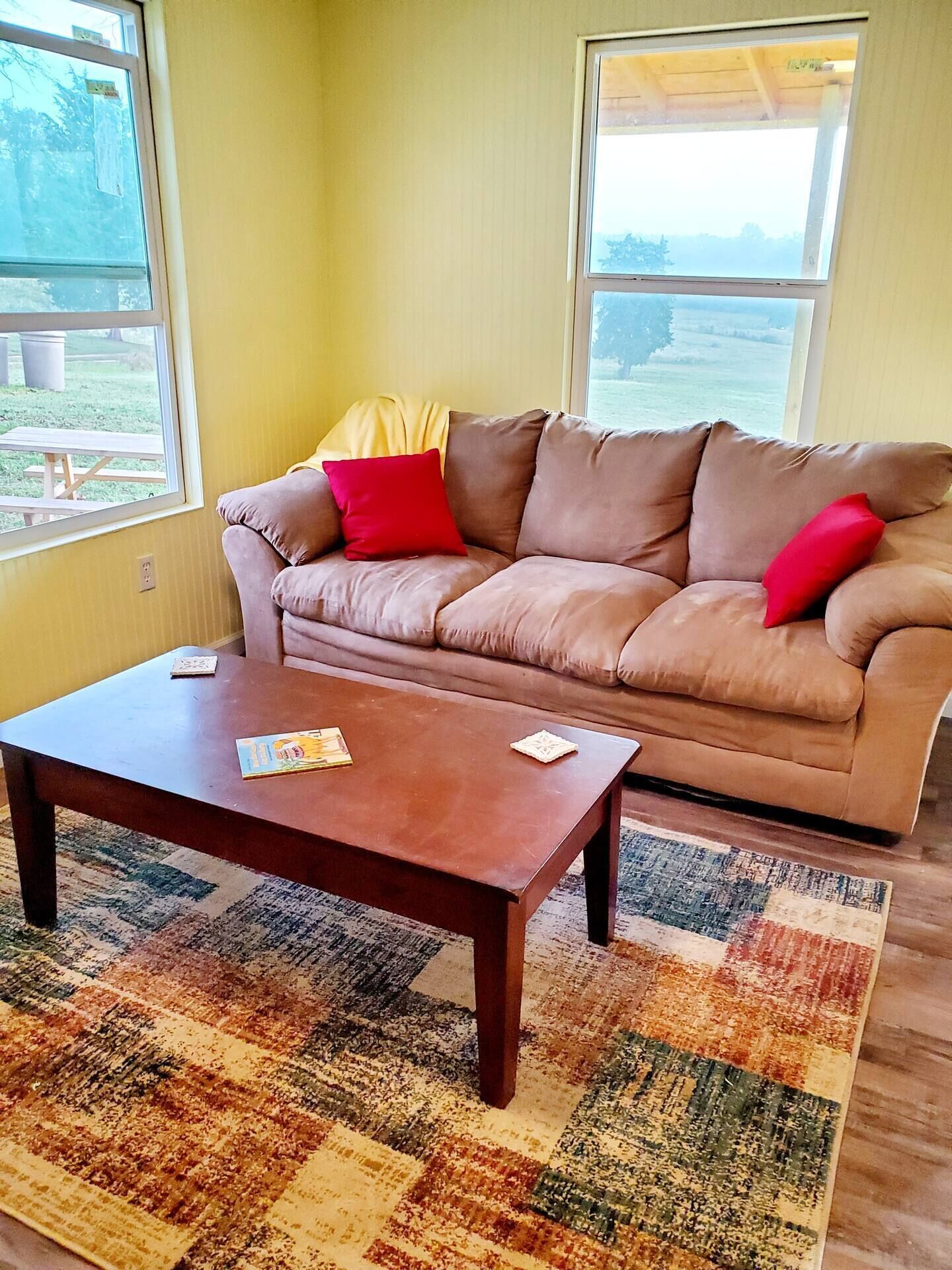 Camels, Yellow Cabin and more! Unique ranch!