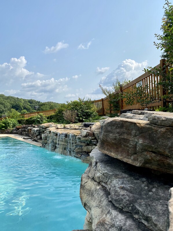 Outdoor pool - Nestled by the 7th green, large deck areas. Movie theatre for inside or out. (Camdenton)