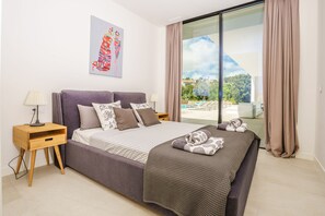 5 Schlafzimmer, Bügeleisen/Bügelbrett, Reisekinderbett, WLAN