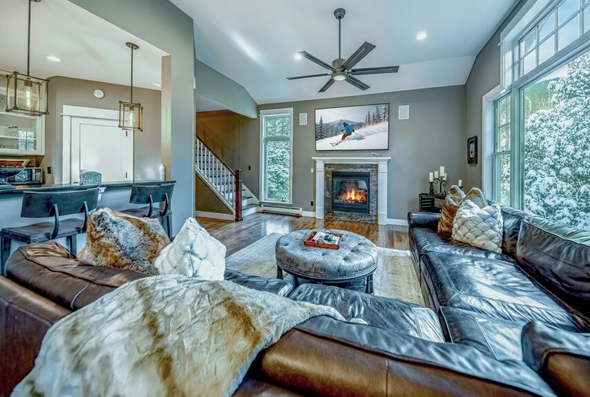 Luxurious Spacious Tri-level Vail Mountain Home - Vail, CO