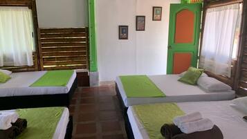 1 室のベッドルーム、WiFi (無料)