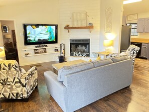 Smart TV, chimenea, videojuegos y Netflix 
