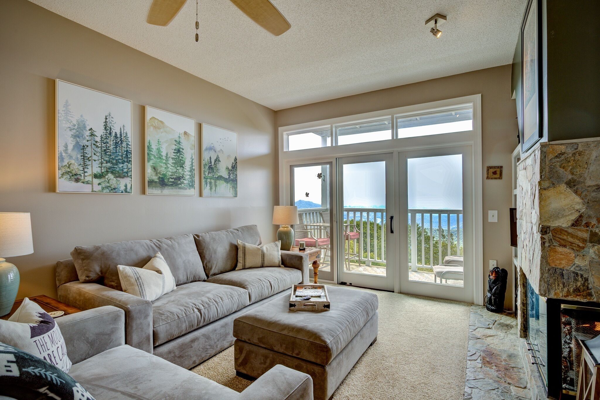 Beech Mtn- Amazing View+1 Mile to Ski Beech - Walking distance to Sledding Hill 